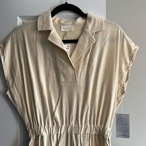 Sleeveless midi ecru, elastic waist dress size small never worn dress NWT